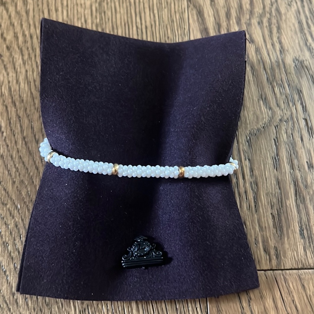 LAGOS white caviar + gold clasp bracelet